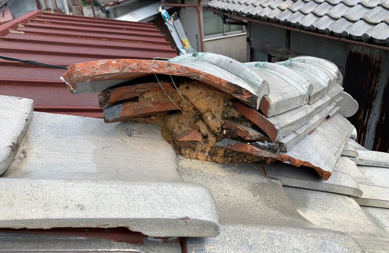 F様邸（津市）屋根漆喰・瓦ラバーロック施工（小工事）【屋根修繕工事なら株式会社NEXTクリエイト】