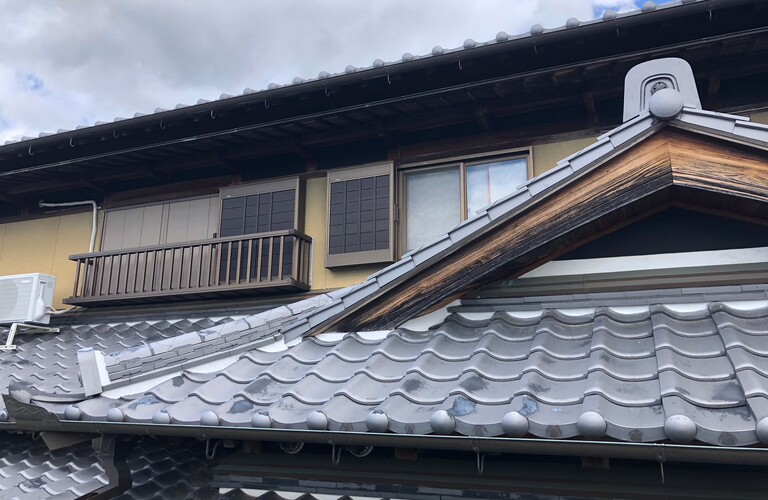 Y様邸（津市）屋根漆喰・瓦ラバーロック施工【屋根修繕工事なら株式会社NEXTクリエイト】