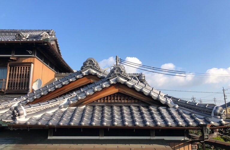 H様邸（津市）屋根漆喰・瓦ラバーロック施工【屋根修繕工事なら株式会社NEXTクリエイト】